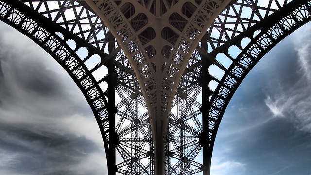 #JeSuisParis