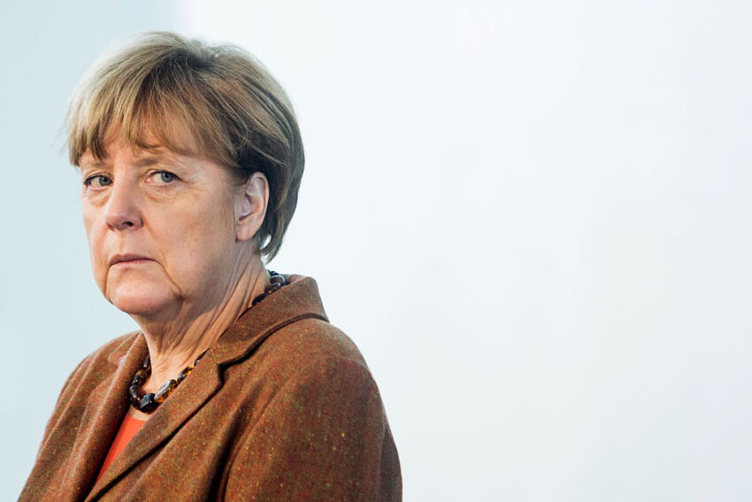 Frau Merkel, treten Sie zurück, die zweite