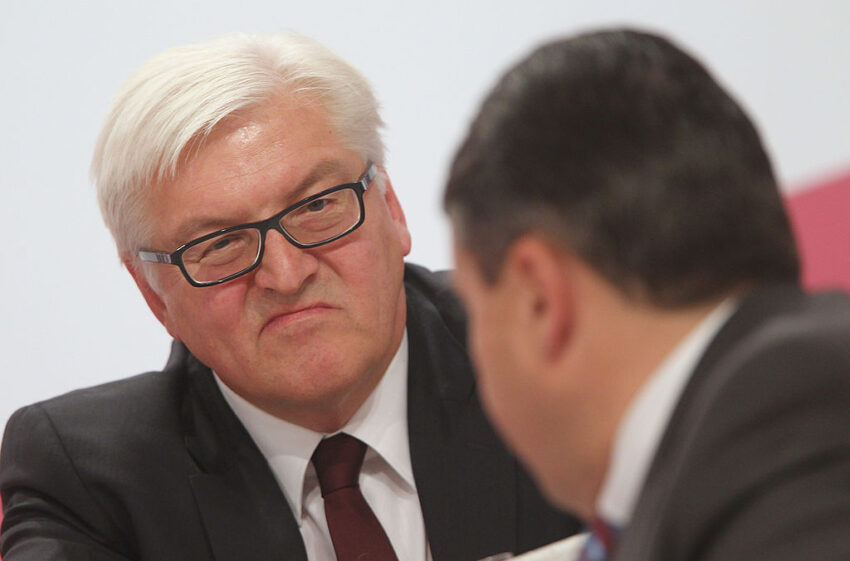 Gabriels parteipolitische Tricks auf dem Weg zu Rot-Rot-Grün