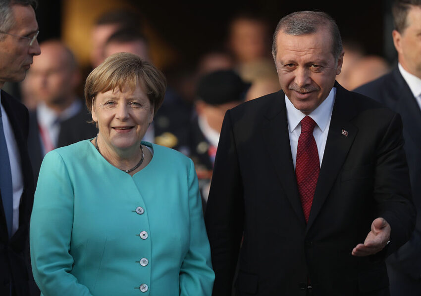 Merkel beim Sultan – Ducken oder Tacheles?
