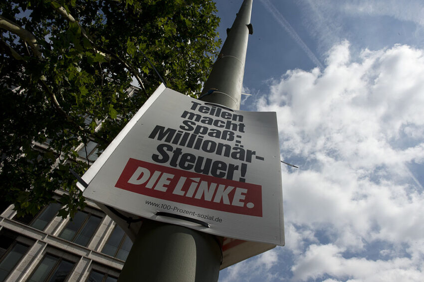 Warum hängen die Plakate der „Linken“ rechts?
