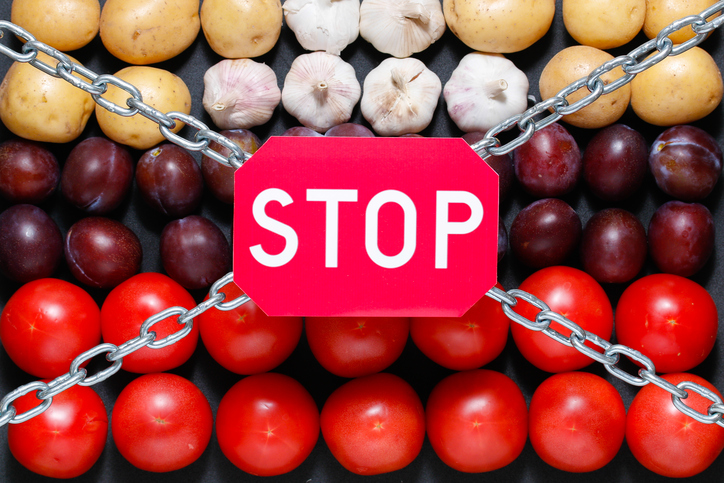 Brexit: Nach der Luftschlacht jetzt Tomatenschlacht?