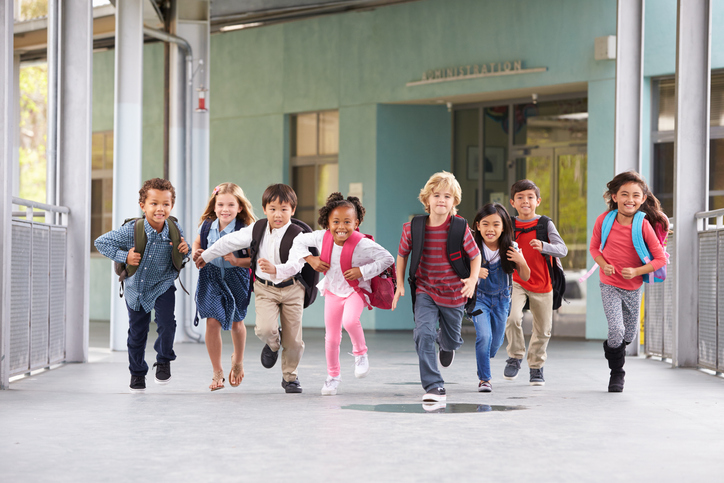Umfrage bestätigt: Deutsche sind besonders fremden- und kinderfreundlich
