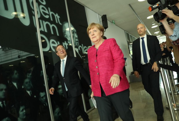 Maulkorb für Laschet von Merkel?