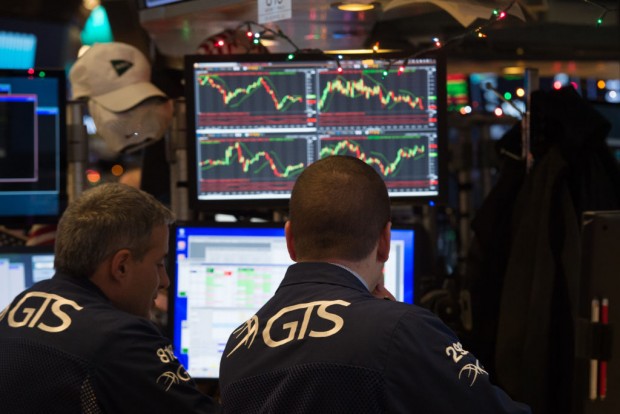 Weihnachtliche Ruhe an der Wall Street und Bitcoin stürzt ab