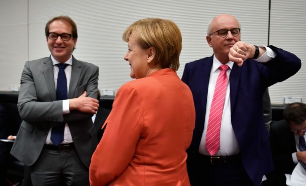 Der Choral „Grundsatzpositionen und Lösungsvorschläge zur Asyl-Problematik“ schallt aus der Union
