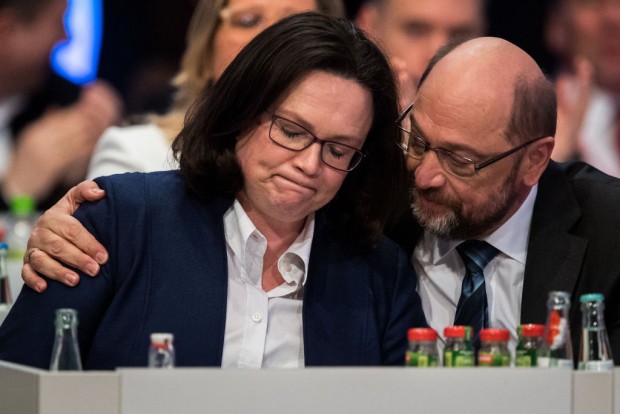SPD schleppt sich geschwächt in Koalitionsverhandlung