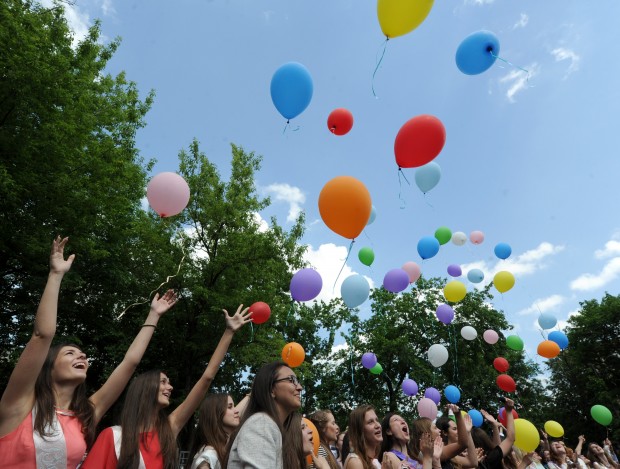 Abitur – Es geht pompös zu: immer mehr Einser, immer teurere Feiern