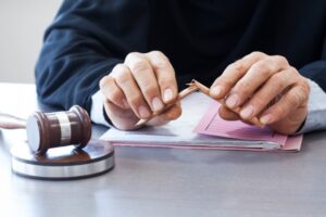 Verwaltungsrichter beklagen: Nur sehr wenige Abschiebeurteile werden umgesetzt