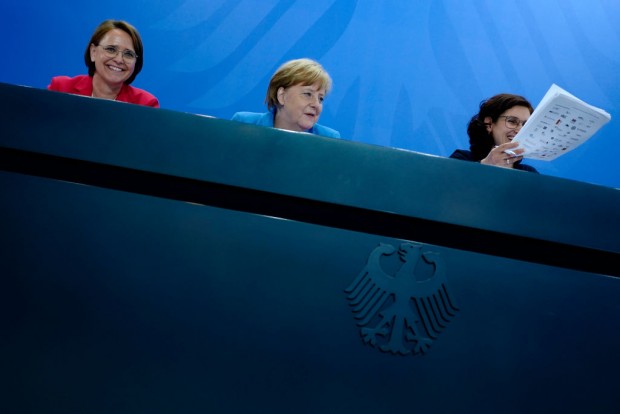 “Solidarität statt Heimat“ und „Ade, Integrationspolitik!“