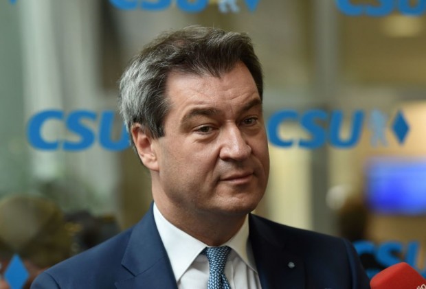 Soll die CSU bundesweit antreten?