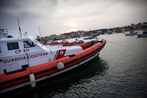 Italienische Medien: Aus Seenot Gerettete bedrohen Schiffscrew