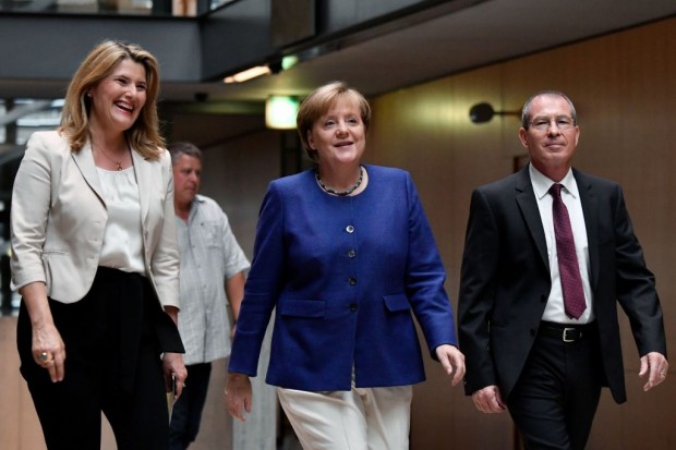 Wenn öffentlich-rechtliche Journalisten twittern und posten
