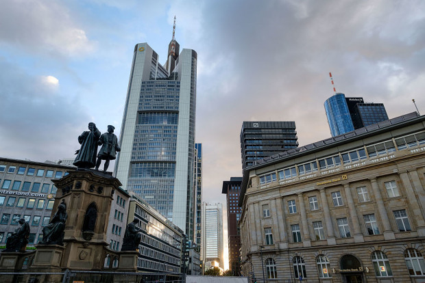 Nullzins und die Verführung der Geschäftsbanken