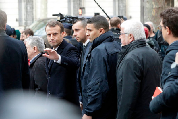 UN-Migrationspakt sprengt Belgiens Regierung, gilets jaunes gefährden Macron
