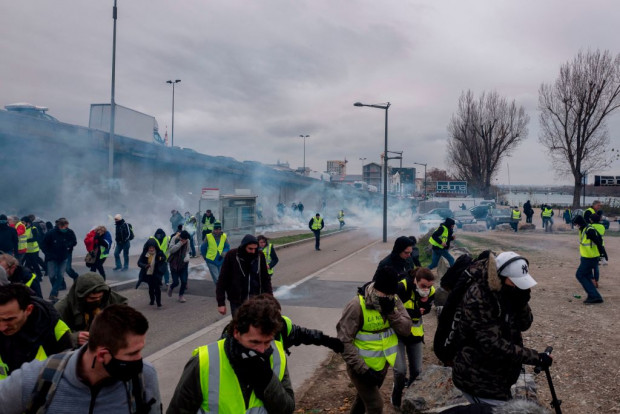 Gelbwesten, Akt VIII: Politik in der Sackgasse