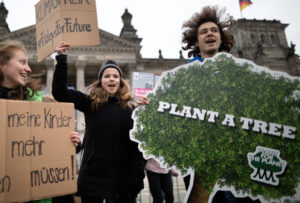 Bestätigt: Fridays for future finanziell fremdgesteuert