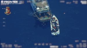 Schlepper verhaftet, Schiff beschlagnahmt