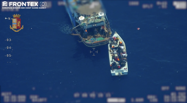 Schlepper verhaftet, Schiff beschlagnahmt