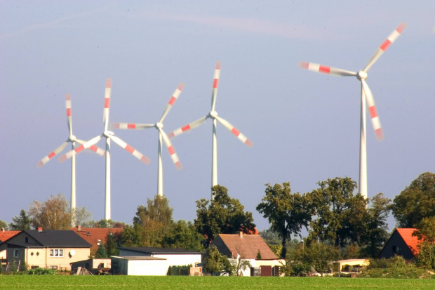 Die Grünen: Windkraftbetreiber sollen Kommunen Geld bezahlen