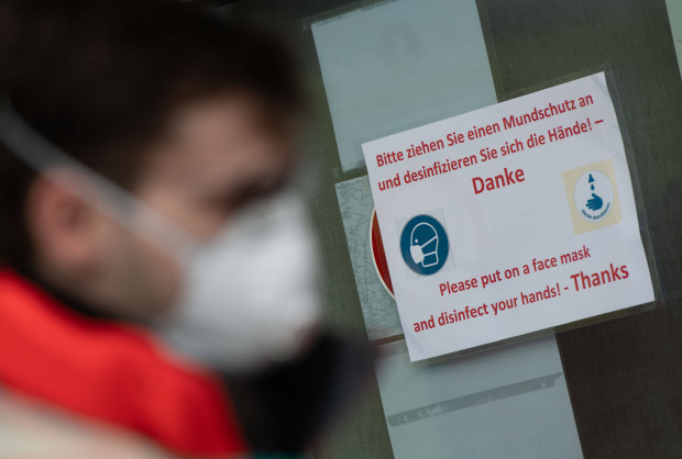 Staatsversagen: Es fehlt an Schutzkleidung für Krankenhäuser, Krankenwagen, Pflegepersonal, Feuerwehr und Polizei