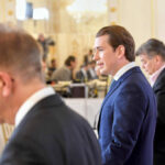 Kanzler Kurz mit der nächsten Corona-Stufe: Mund-und-Nasen-Schutz
