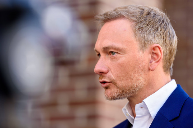 Hilfe, eine Opposition fällt aus!