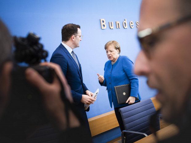 Fünf Fragen an Merkel in der Jüdischen Rundschau