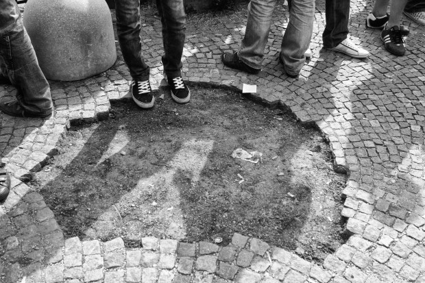 Falsche Romantik und echte Randale: Was wirklich unter dem Pflaster liegt
