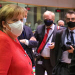 Merkel „dankbar“ für Bußgelder für „Maskenverweigerer“