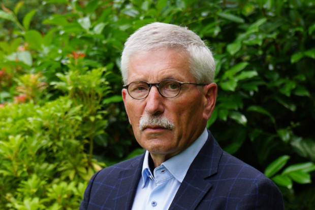 Thilo Sarrazin: Merkels Einwanderungspolitik überfordert uns