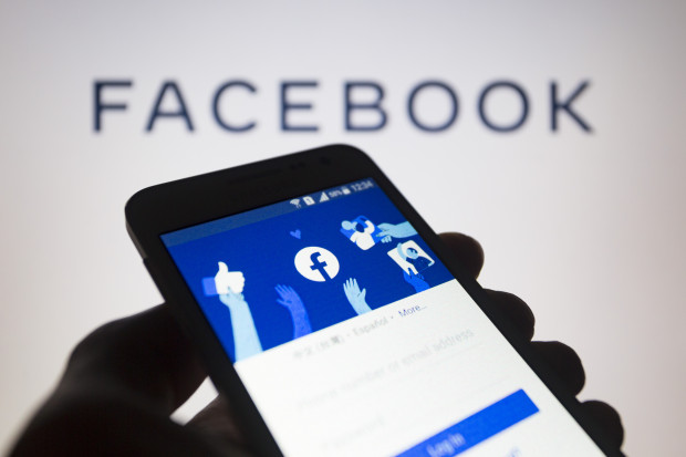 Facebook erlaubt Hass gegen Russen, wenn er aus den richtigen Ländern kommt