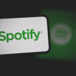 Löschwelle: Spotify entfernt über 60 Folgen des Podcasts „indubio“