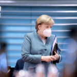 Unionsfraktionssitzung: Angela Merkel schießt ins Blaue