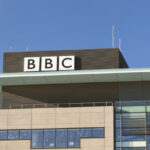 BBC stellt Programm auf Homeschooling um – beim ÖRR läuft nur Pilawa
