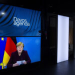 In ihrer Davos-Rede operiert Merkel mit Falschbehauptung und Irreführung