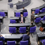 Die FDP präsentiert im Bundestag bei der EU-Abstimmung ihren Abschied von Liberal