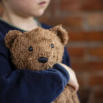 Lockdown und Homeschooling treiben Kinder und Jugendliche in Depressionen und Verzweiflung