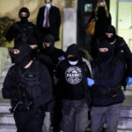 Ausschreitungen in Athen: Linksextremisten attackieren Polizisten