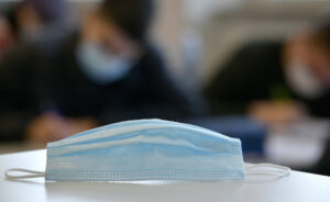 Amtsgericht Weilheim: Maskenpflicht in der Schule verfassungswidrig