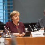 Selbst im Kanzleramt wird nun bezweifelt, ob Merkels Bundeslockdown verfassungskonform ist