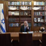 Was Bibi der Angela auf`s Butterbrot schmiert