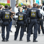 Massenrandale in München und anderen Städten