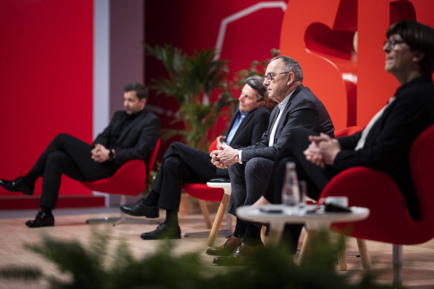 Eine Partei schafft sich selbst ab: Die SPD