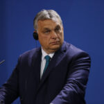 Die Kritik aus der EU stärkt Orbán im Wahlkampf