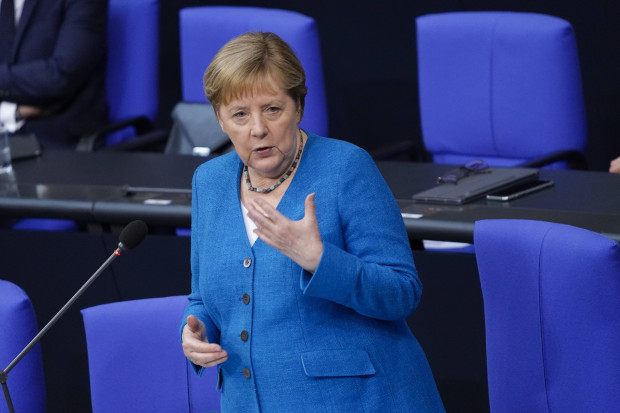 Opposition verweigert die Arbeit: Merkel ungestört auf Abschiedstournee