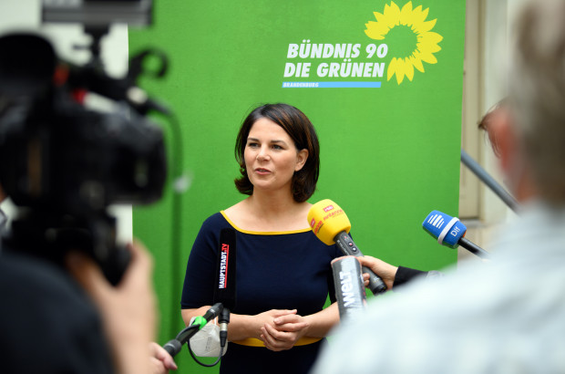 Medienbeschimpfung im Baerbock-Skandal: FJS als Schutzpatron der Grünen