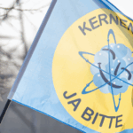 Demonstranten fordern sauberen Strom durch Kernenergie
