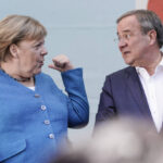 Merkels Werk: die Demontage der demokratischen Institutionen
