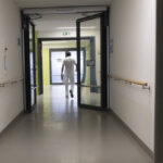 Angekündigte Impfpflicht: Pflegekräfte in Österreich drohen mit Streik